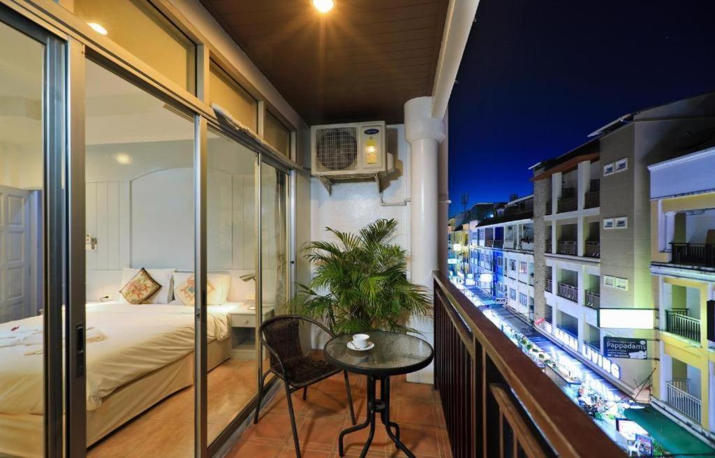 Gorgeous Boutique Room Patong Ngoại thất bức ảnh
