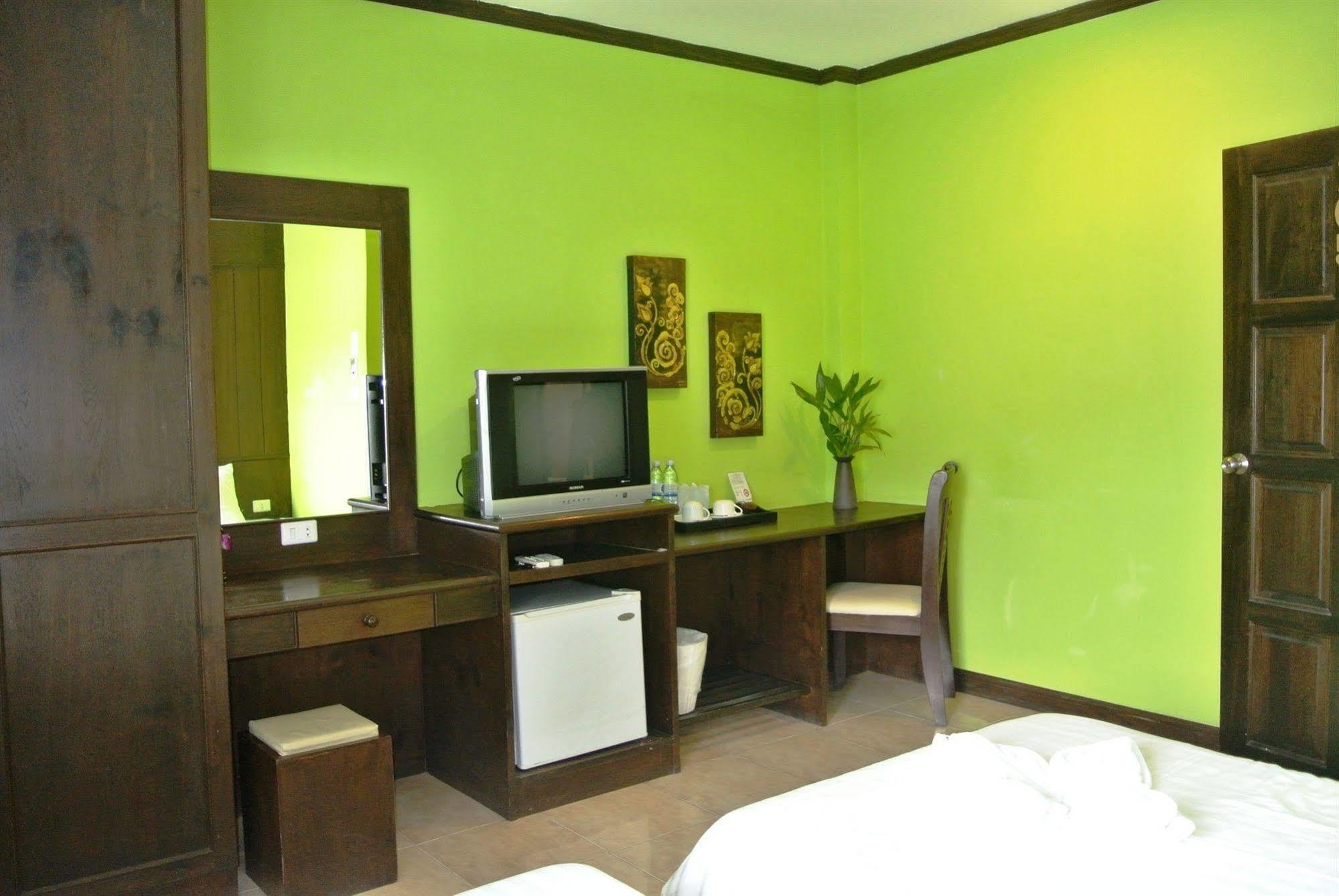 Gorgeous Boutique Room Patong Ngoại thất bức ảnh